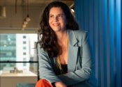 Neon promove Fernanda Salgado a head de marca e comunicação
