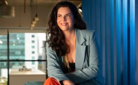 Neon promove Fernanda Salgado a head de marca e comunicação