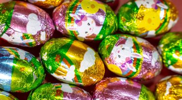 Páscoa da inflação: como as marcas de chocolates tentam atrair o público