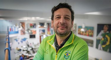 Gustavo Herbetta assume marketing do COB