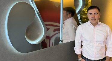 Jovem Pan apresenta VP de marketing, planejamento e operações