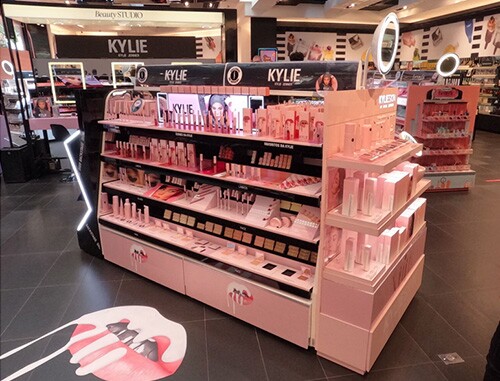 Kylie cosmetics at deals sephora