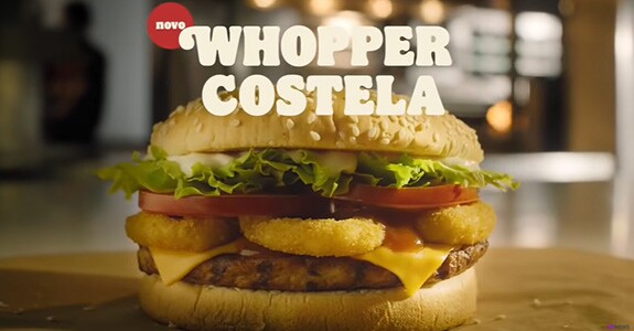 Burger King cria saco de pipoca com fundo falso para esconder