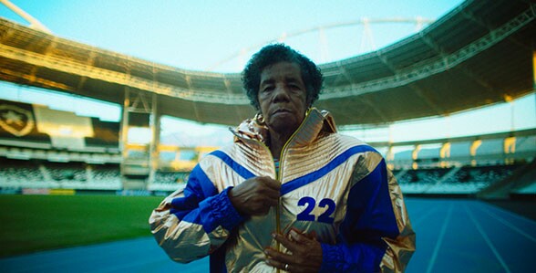 Centauro e Aída dos Santos ganham o único Leão do Brasil em Glass