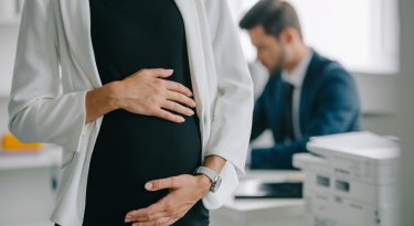 A mulher grávida, o homem bêbado e o empresário que faz contas