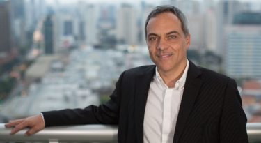 TV avança para compra por performance