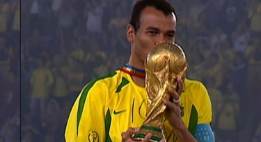 TV Globo usa emoção para atrair público para a Copa do Mundo