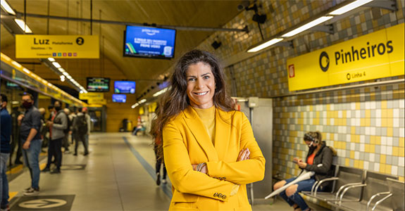 JCDecaux assume publicidade da Linha 4-Amarela do metrô de SP