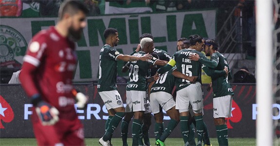 Globo vende cota extra e chega a 8 patrocinadores no futebol