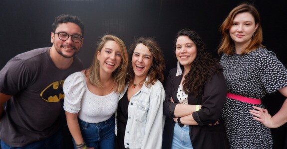 Fábio, Júlia, Aline, Patricia e Natália, sócios da recém-lançada Luni5 