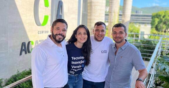 CD2 Retail Tech_Bruno, primeiro a esquerda, e equipe_Div