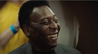 Além dos gramados: a arte de Pelé na publicidade, cinema e TV