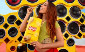 Anitta e Lays