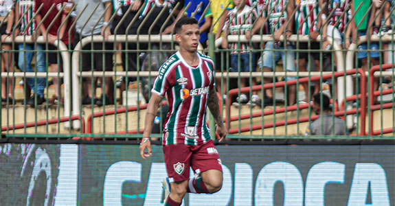 Com a estreia no Campeonato Carioca, Drogarias Pacheco inicia patrocínio no futebol (Crédito: Marcelo Gonçalves/FFC)