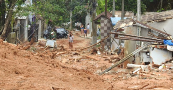 Tragédia em São Sebastião, no litoral norte de São Paulo