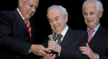 Morre o jornalista e publicitário Mauro Salles, aos 90 anos