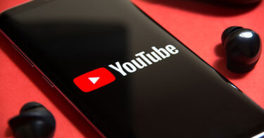 YouTube é a plataforma online de vídeos mais assistida no Brasil, indica Kantar