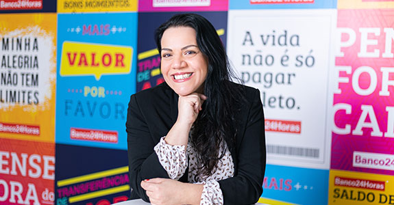 Celia Simões, gerente de produto e marketing do Mídia Banco24Horas: “Atendemos da multinacional ao comerciante de bairro”
