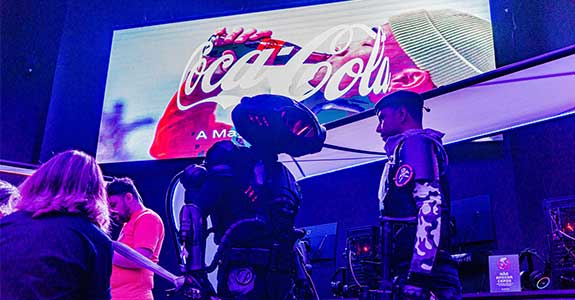 A Coca-Cola é uma das patrocinadoras do XDome Gamer Lab, que reúne mais de 17 mil pessoas por mês em São Paulo