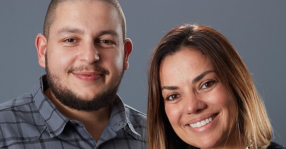 Bruno Miracco, head de dados e martech, e Rafaela Alves, CDMO da AlmapBBDO