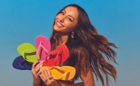 Sabrina Sato estrela campanha de Havaianas ao ser a nova embaixadora da marca