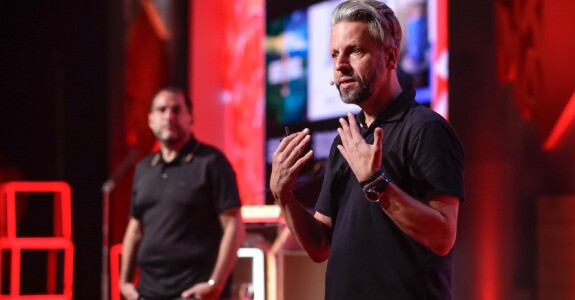 Anselmo Ramos e Gastón Bigio, fundadores da Gut, subiram ao palco do Maximídia 2023