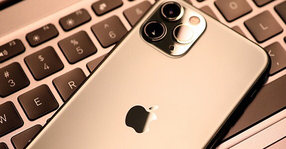 Disputa pela marca "iphone" pode ter consequências para o branding (Cédito: H_Ko/Adobe Stock)