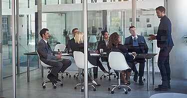 Empresas devem agir para levar mais diversidade aos conselhos 