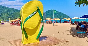 Ação Havaianas_Praia Vermelha do Norte, em Ubatuba Créditos da foto_ Ralpho Agostini