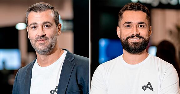 Fernando Cabral é diretor de growth e Alexandre Simões é líder de marketing para a América Latina da Adjust (Crédito: Divulgação)