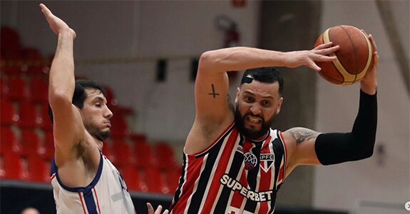 Jogos da NBB estarão disponíveis na plataforma de streaming (Crédito: Divulgação)