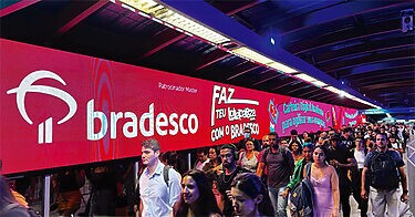 Bradesco e Altermark firmam parceria de planejamento em OOH