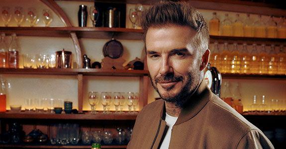 David Beckham será rosto global de Stella Pure Gold (Crédito: Divulgação)