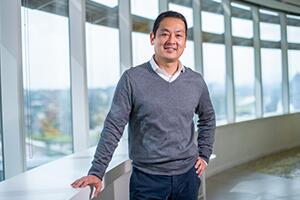 Flexibilidade, IA e wellbeing são os temas prioritários, detalhados pelo sócio de consultoria em gestão de pessoas da EY Brasil, Oliver Kamakura (Crédito: Divulgação)