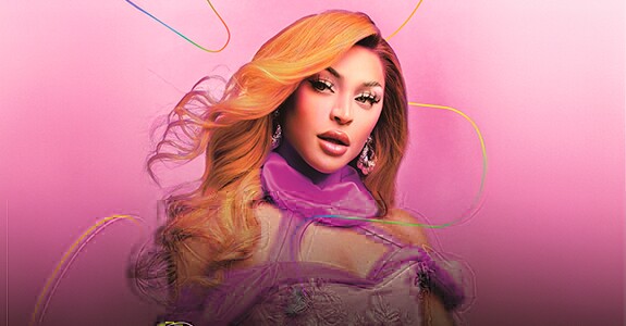 Pabllo Vittar no trio da Vivo na Parada LGBT de São Paulo