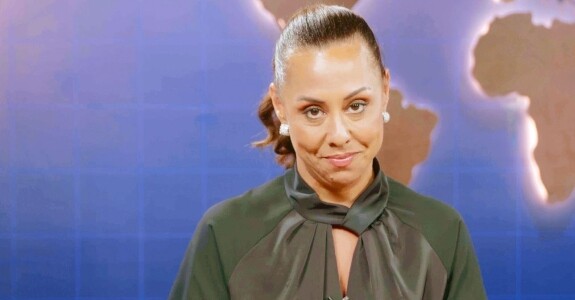 Evelyn Castro é uma das apresentadoras do Porta News, que receberá quadro do Omelete (Crédito: Divulgação)