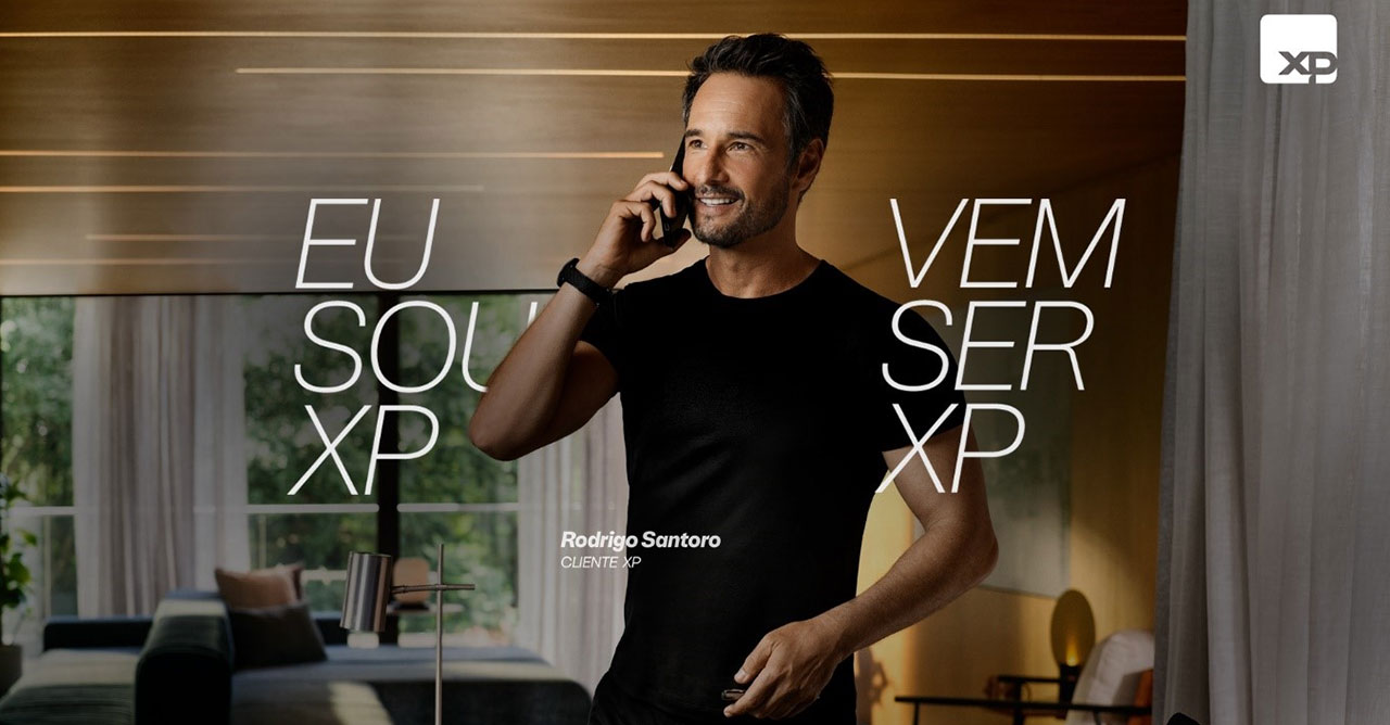 XP traz Rodrigo Santoro como cliente para destacar serviços (Crédito: Divulgação)