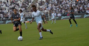 Grêmio e Corinthians também se enfrentaram na Supercopa feminina em 2022 (Crédito: Robson Fernandjes / Agência PressDigital / Grêmio FBPA)