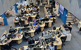 Redação da RPC: empresa do Grupo Paranaense de Comunicação (GRPCOM) em breve completará 65 anos (Crédito: Divulgação)