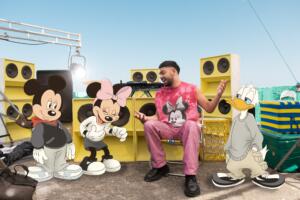 Pedro Sampaio foi o artista escolhido para remixar a música Can You Feel The Love Tonight para a campanha global Mickey in Real Life