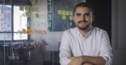 Pine contrata head de conteúdo