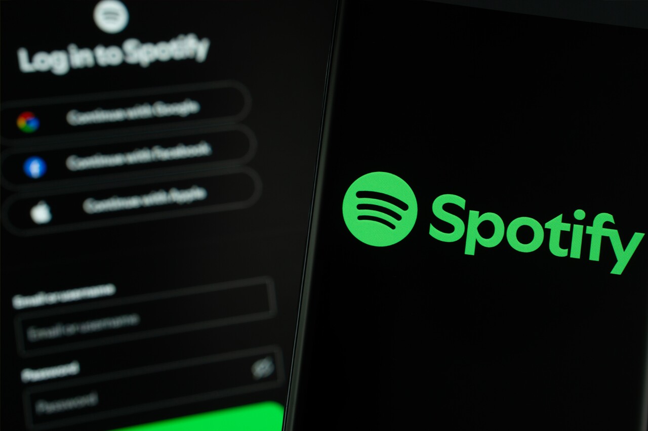 Spotify visa profissionalizar criadores de conteúdo, especialmente na área de podcasts e videocasts (Crédito: Bangla-press-shutterstock)