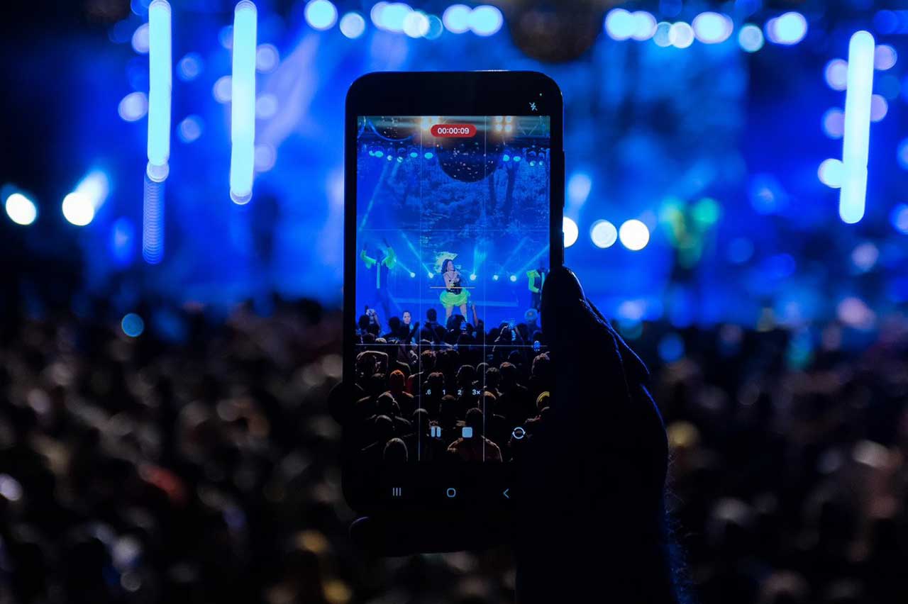 Tim transformará música em vibrações para deficientes auditivos (Crédito: Divulgação)