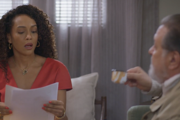 Cena dos personagens Raquel e Bartolomeu, da novela Vale Tudo