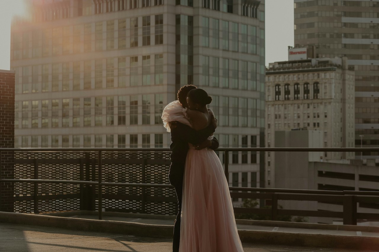Casal (Crédito: Unsplash)