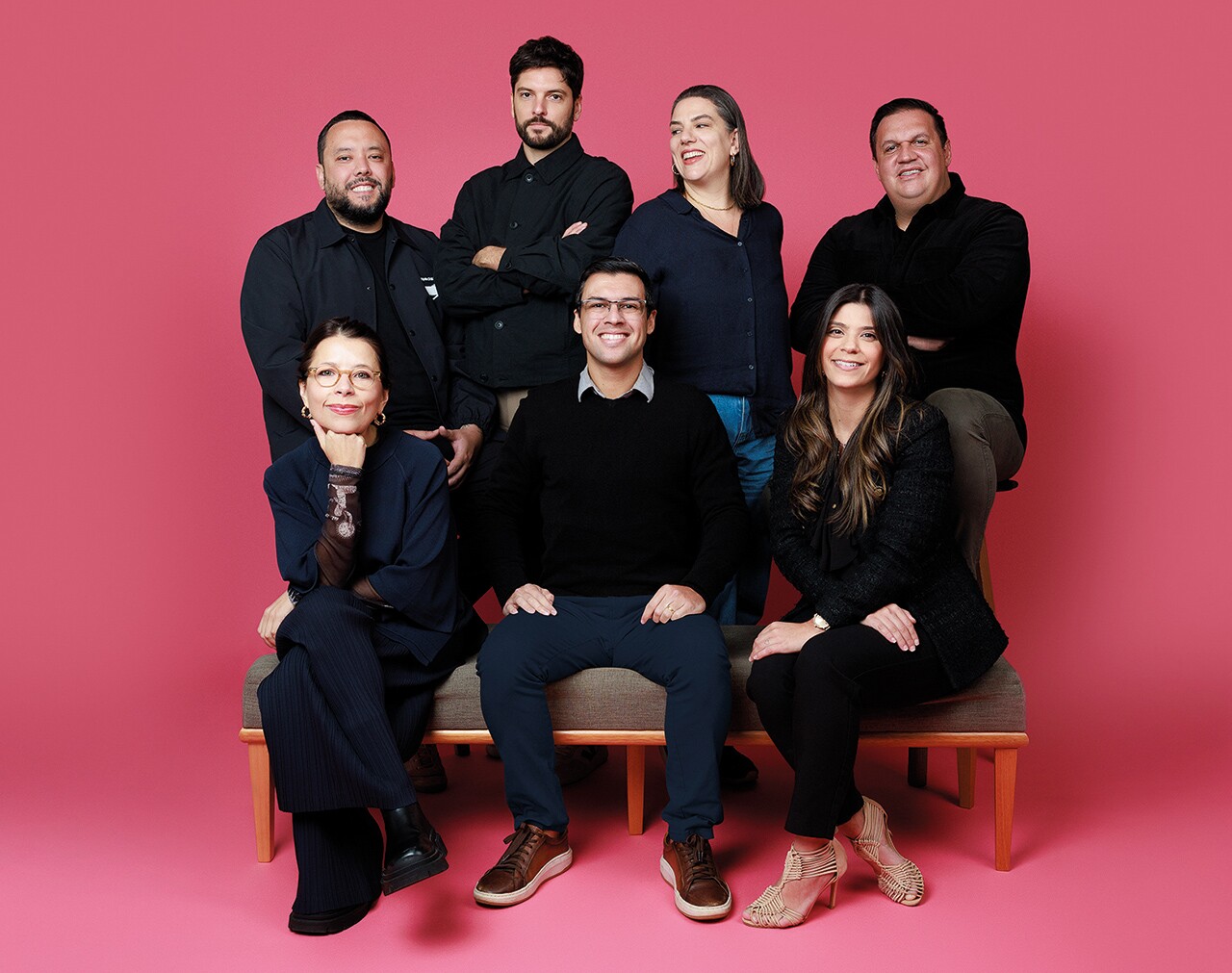 A liderança da Monks (da esq. para a dir.): Paulo Yanaguizawa, Quentin Mahé, Marina Tunes, FernandoRuocco (em pé), Marina Pires, Carlos Lopes e Caroline Bitar