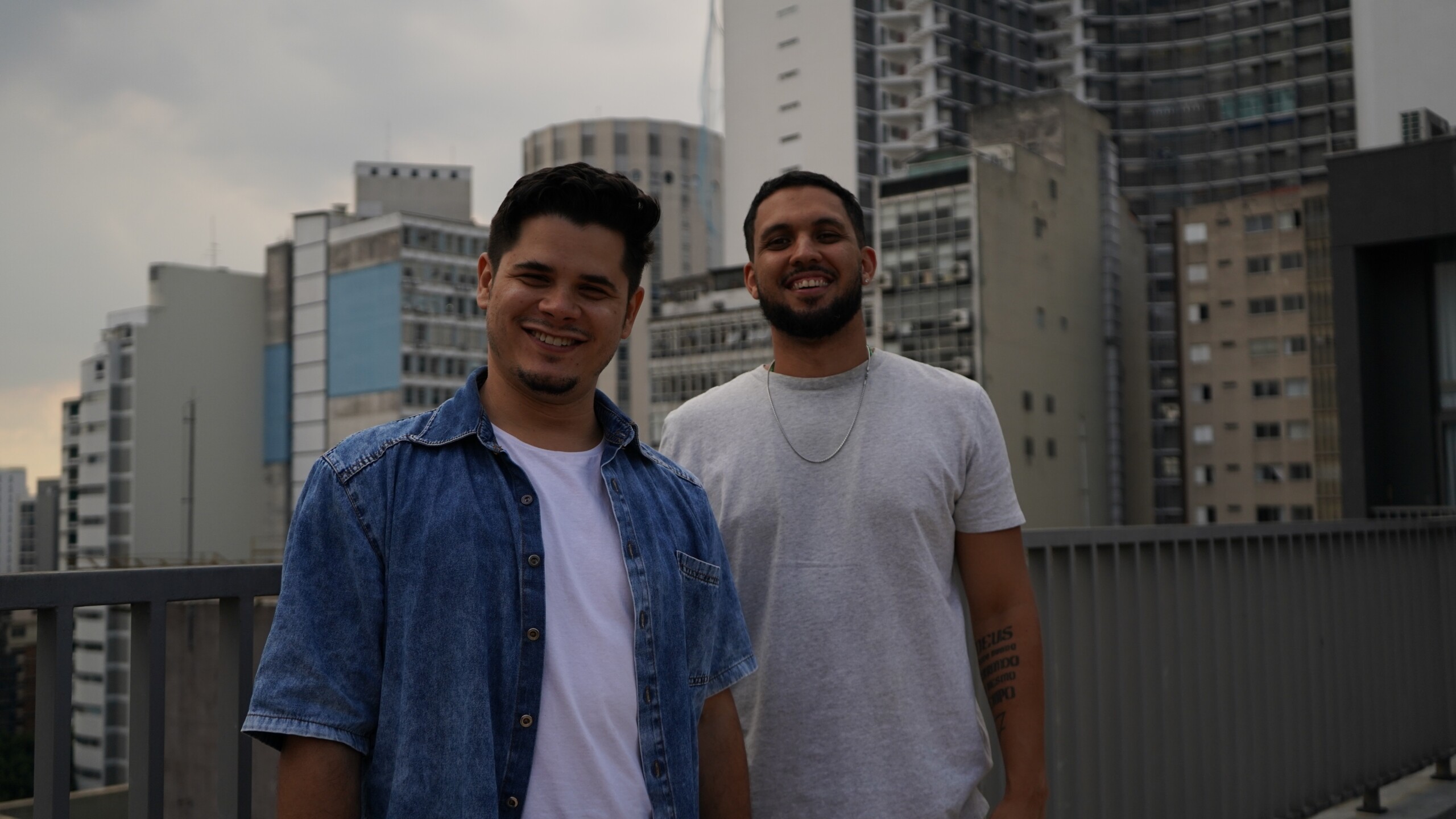 À frente da Machina, Allan Guedes e Gabriel Moraes lideram a consolidação da consultoria como full service em growth e branding