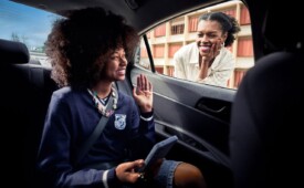 Uber promove campanha sobre conta teens disponível no perfil familiar