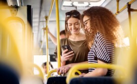 Passageiros de ônibus em SP: o que e onde vão comprar no Dia dos Pais