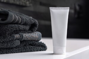 Interesse por produtos de beleza cresce entre os homens da geração x e baby boomers (Crédito: Shutterstock)